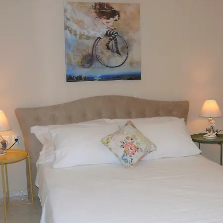 Διαμέρισμα Getaway Retreat With Panoramic View, 3 Min From Sea *